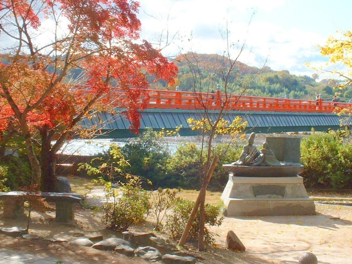 Hanayashiki Ukifune-En Uji Luaran gambar